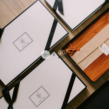 Load image into Gallery viewer, Charcuterie Board with 4 Cheese Knives Set