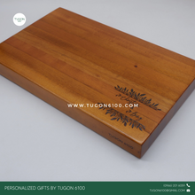 Load image into Gallery viewer, Dalia boards could be used for serving, for cutting or for display. It is the perfect gift idea for every occasion. - TUGON 6100
Christmas Gift
Corporate Gift
Personal Use