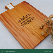 Load image into Gallery viewer, Corporate Gifts, Christmas Gift, Personalized Gifts, Wedding Favors, Wedding Keepsakes, Souvenirs, Event Souvenirs, Personalized Cheeseboards, Wooden Cutting Boards - Tugon 6100.