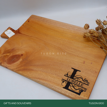 Load image into Gallery viewer, Corporate Gifts, Christmas Gift, Personalized Gifts, Wedding Favors, Wedding Keepsakes, Souvenirs, Event Souvenirs, Personalized Cheeseboards, Wooden Cutting Boards - Tugon 6100.
