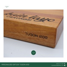 Load image into Gallery viewer, Dalia boards could be used for serving, for cutting or for display. It is the perfect gift idea for every occasion. - TUGON 6100

Christmas Gift
Corporate Gift
Personal Use
