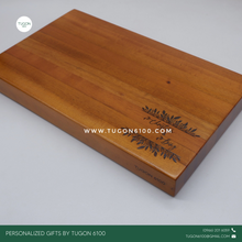 Load image into Gallery viewer, Dalia boards could be used for serving, for cutting or for display. It is the perfect gift idea for every occasion. - TUGON 6100

Christmas Gift
Corporate Gift
Personal Use
