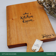 Load image into Gallery viewer, Corporate Gifts, Christmas Gift, Personalized Gifts, Wedding Favors, Wedding Keepsakes, Souvenirs, Event Souvenirs, Personalized Cheeseboards, Wooden Cutting Boards - Tugon 6100.
