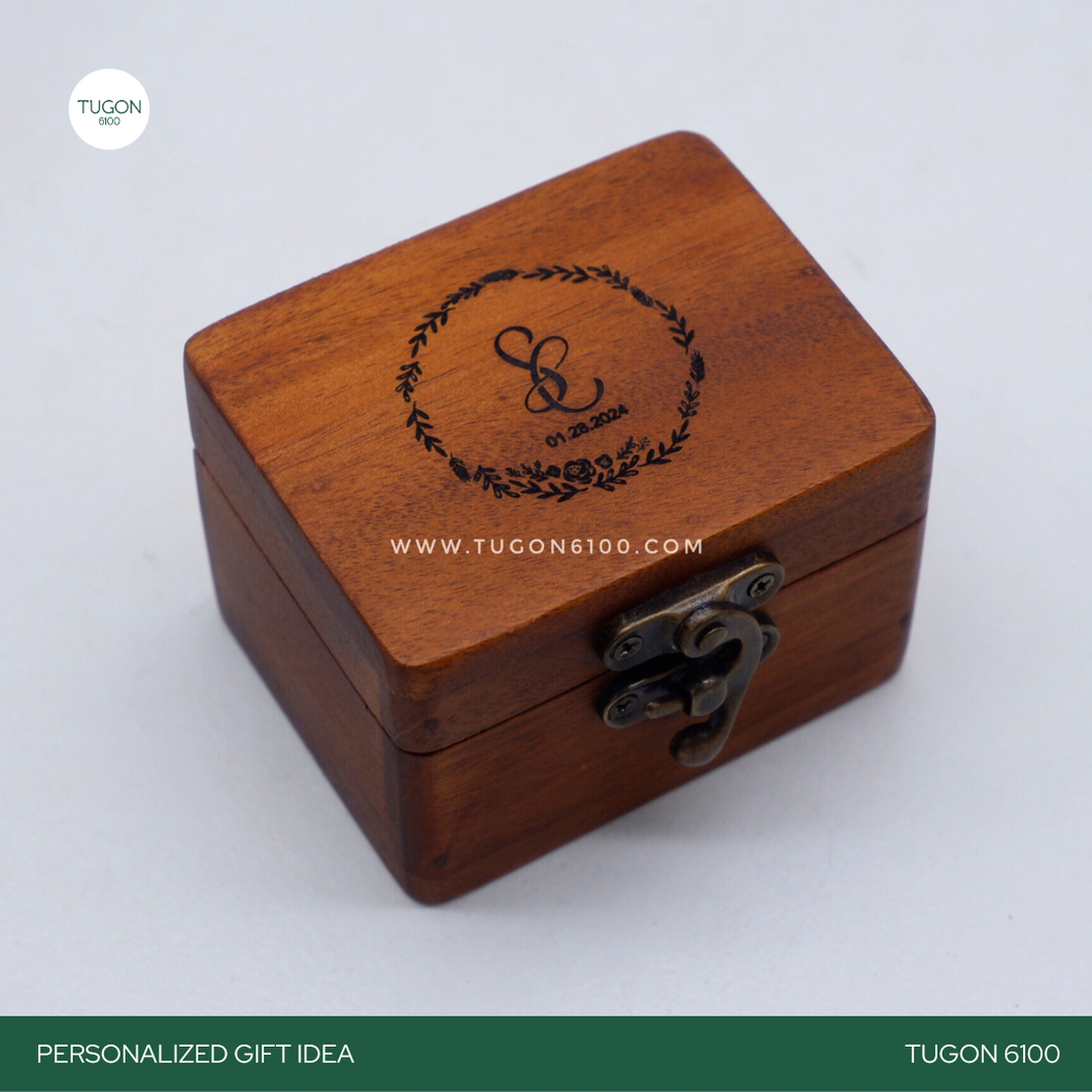 The JEWELRY / TRINKET BOX is handcrafted from mahogany wood to create a beautiful and stylish storage box for your favorite pieces. Easily personalize the box with engraving and make it a thoughtful gift or a timeless souvenir. - TUGON 6100