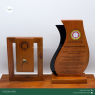 Personalized Desk Clock with Plaque Set
Product Name: 