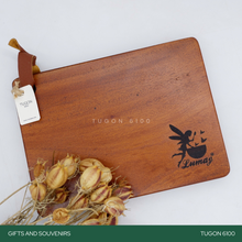 Load image into Gallery viewer, Corporate Gifts, Christmas Gift, Personalized Gifts, Wedding Favors, Wedding Keepsakes, Souvenirs, Event Souvenirs, Personalized Cheeseboards, Wooden Cutting Boards - Tugon 6100.
