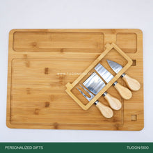 Load image into Gallery viewer, Cheeseboard with Cutlery. PERFECT GIFT IDEAS FOR: Wedding souvenir, Christmas Gift, Corporate Gift, Anniversary Gift, Birthday Gift, Father&#39;s Day Gift, Mother&#39;s Day Gift, personal use. TUGON 6100
