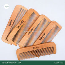Load image into Gallery viewer, Bamboo Comb. PERFECT GIFT IDEAS FOR:&lt;/strong&gt; Wedding souvenir, Christmas Gift, Corporate Gift, Anniversary Gift, Birthday Gift, Father&#39;s Day Gift, Mother&#39;s Day Gift, personal use.Comb - TUGON 6100
