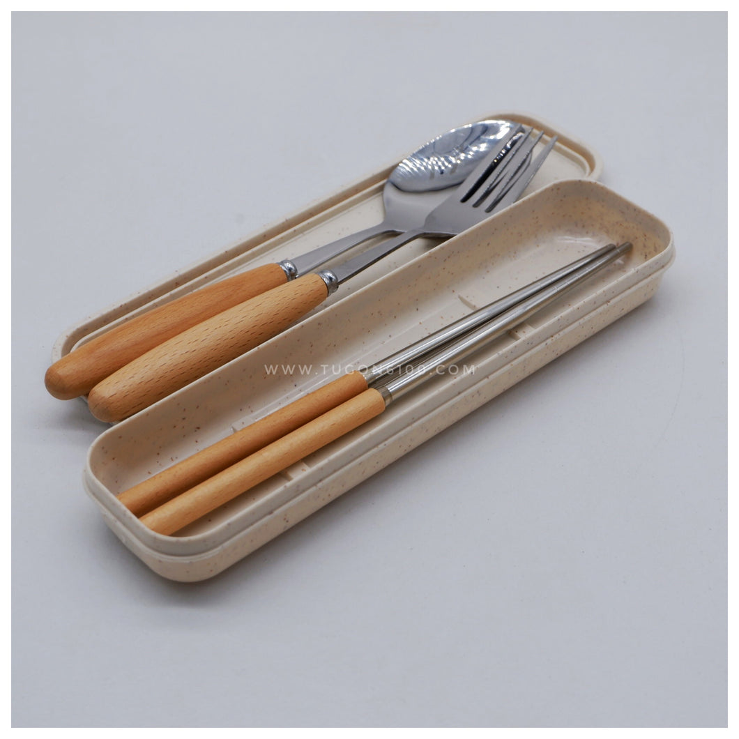 With FREE LASER ENGRAVING of your preferred name or logo on bamboo handles.  PERFECT GIFT IDEAS FOR: Wedding souvenir, Christmas Gift, Corporate Gift, Anniversary Gift, Birthday Gift, Father's Day Gift, Mother's Day Gift, personal use. Spoon, fork, chopstick with case. Tugon 6100.