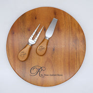 This CHEESE BOARD AND CUTLERY GIFT SET (A) is an exquisite addition to any home, offering a timeless touch of sophistication. Crafted with care and attention to detail, this stylish set comes presented as a beautiful gift that is sure to be treasured for years to come. Perfect for friends, family, or as a corporate or wedding souvenir, this luxurious set is sure to make a lasting impression.